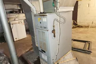 399 Baldwin Ave, Sharon, PA 16146 - Photo 18