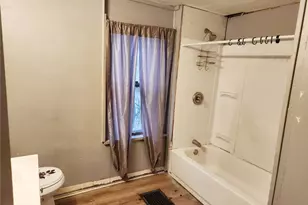 399 Baldwin Ave, Sharon, PA 16146 - Photo 16