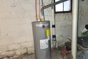 399 Baldwin Ave, Sharon, PA 16146 - Photo 20