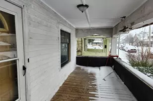 399 Baldwin Ave, Sharon, PA 16146 - Photo 22