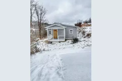 105 Penn Ave, Bentleyville, PA 15314 - Photo 2