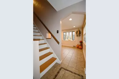 110 Thames Pl, Pittsburgh, PA 15241 - Photo 2