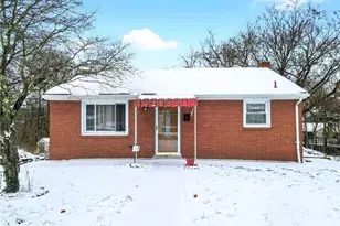 2421 Cronemeyer Ave, Pittsburgh, PA 15212 - Photo 1