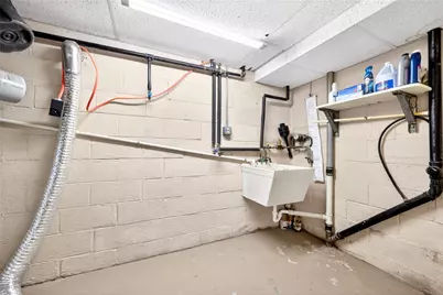 2421 Cronemeyer Ave, Pittsburgh, PA 15212 - Photo 22