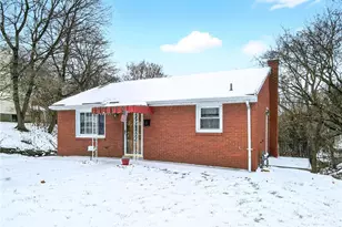 2421 Cronemeyer Ave, Pittsburgh, PA 15212 - Photo 2