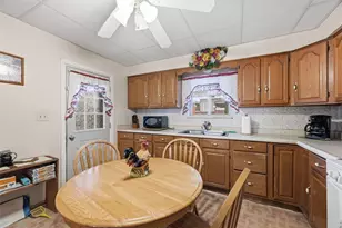 628 Edmond St, Pittsburgh, PA 15224 - Photo 12