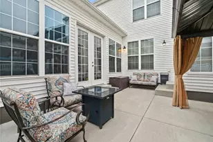 307 Harlequin St, Cranberry Township, PA 16066 - Photo 34