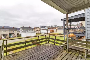 324 Beech St, Vandergrift, PA 15690 - Photo 22