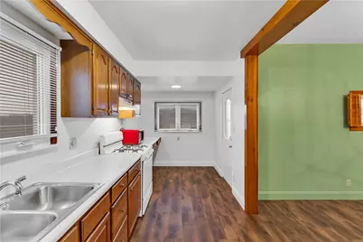 324 Beech St, Vandergrift, PA 15690 - Photo 8