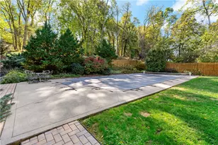 173 Slatewood Ct, Bethel Park, PA 15102 - Photo 38