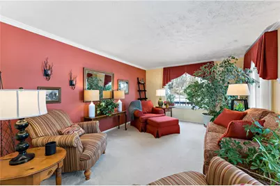 173 Slatewood Ct, Bethel Park, PA 15102 - Photo 10