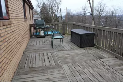 318 Rockfield Rd, Scott Township, PA 15243 - Photo 2