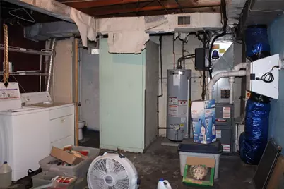 318 Rockfield Rd, Scott Township, PA 15243 - Photo 16