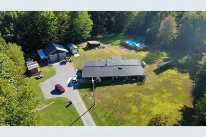 180 Hover, East Lackawannock Township, PA 16137 - Photo 2