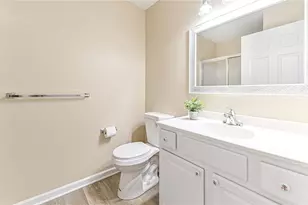 1201 Lenox Oval, Ross Twp, PA 15237 - Photo 16