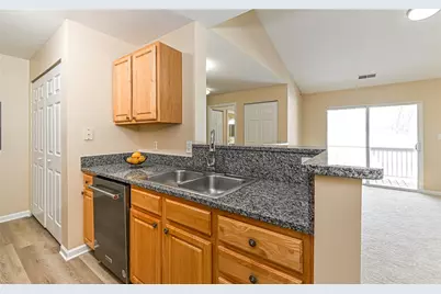 1201 Lenox Oval, Ross Twp, PA 15237 - Photo 6