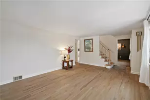 2324 Wells Dr, Bethel Park, PA 15102 - Photo 6