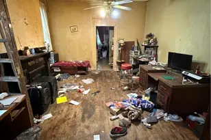 1123 Buente St, Spring Hill, PA 15212 - Photo 6