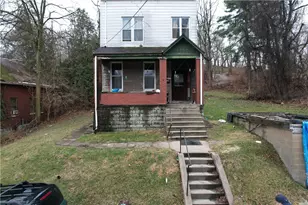 1123 Buente St, Spring Hill, PA 15212 - Photo 2