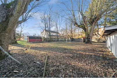 122 Laird St, Greensburg, PA 15601 - Photo 22