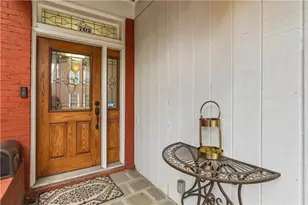 702 Bellefonte St, Pittsburgh, PA 15232 - Photo 2