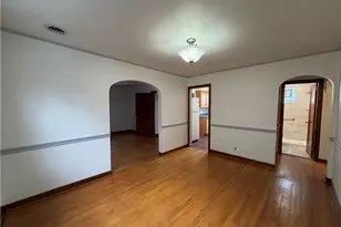 2225 Hampton St, Pittsburgh, PA 15218 - Photo 10