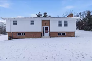 185 Sunset Dr, White Township, PA 15701 - Photo 2