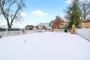 112 Heathmore Ave, Pittsburgh, PA 15227 - Photo 6