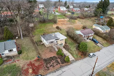 172 E Wedgewood Drive, Ross Twp, PA 15229 - Photo 26