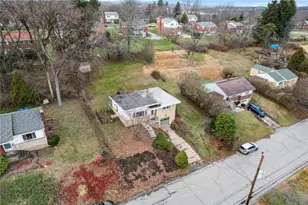 172 E Wedgewood Dr, Ross Twp, PA 15229 - Photo 26