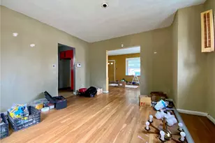 1109 Progress St, McKees Rocks, PA 15136 - Photo 4