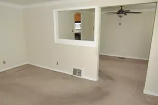 428 Longview Dr, Monroeville, PA 15146 - Photo 4