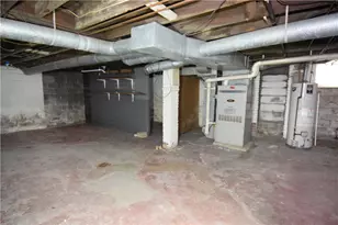 621 Watson St, Coraopolis, PA 15108 - Photo 24