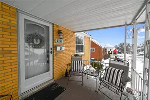 6711 E Barivista Dr, Pittsburgh, PA 15147 - Photo 2