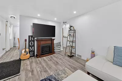 6711 E Barivista Dr, Pittsburgh, PA 15147 - Photo 6