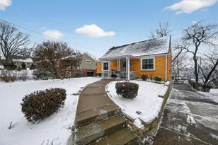 6711 E Barivista Dr, Pittsburgh, PA 15147 - Photo 34