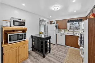 6711 E Barivista Dr, Pittsburgh, PA 15147 - Photo 14