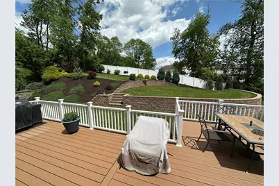 1413 Lucia Dr, Canonsburg, PA 15317 - Photo 24
