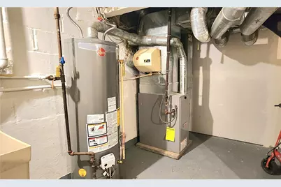 1116 Woodbine St, Pittsburgh, PA 15201 - Photo 14