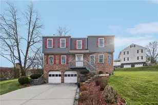 11006 Hunters Woods Ln, North Huntingdon, PA 15642 - Photo 4