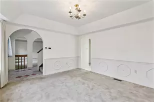 11006 Hunters Woods Ln, North Huntingdon, PA 15642 - Photo 12