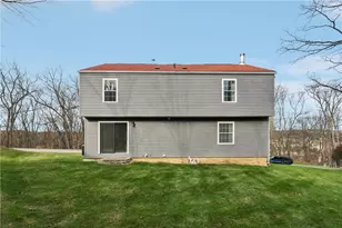 11006 Hunters Woods Ln, North Huntingdon, PA 15642 - Photo 44