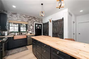 162 E Maple Ln, Marion Township, PA 16214 - Photo 10