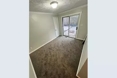 11256 Azalea Dr, Pittsburgh, PA 15235 - Photo 10