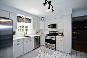 255 Kittanning Pike, Pittsburgh, PA 15215 - Photo 6