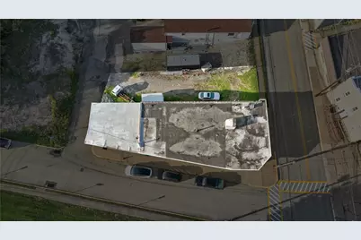 2814 Liberty Way, Liberty Boro, PA 15133 - Photo 2