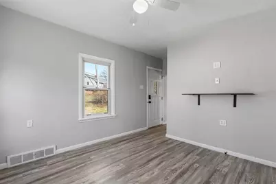 2123 Worton Blvd, West Mifflin, PA 15122 - Photo 8