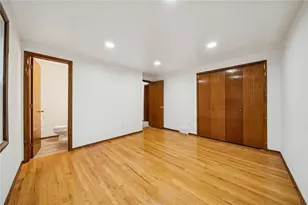 690 Pine Valley Dr, Pittsburgh, PA 15239 - Photo 16