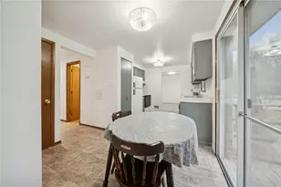 690 Pine Valley Dr, Pittsburgh, PA 15239 - Photo 6