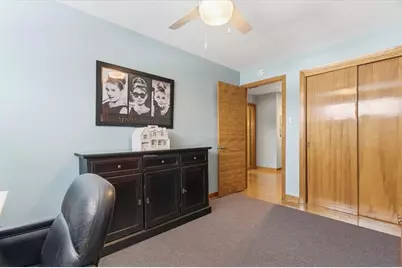 517 Brierly Ln, Munhall, PA 15120 - Photo 22